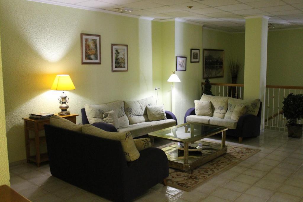 בית הארחה מונטנחוס 	Casa Ovidio מראה חיצוני תמונה
