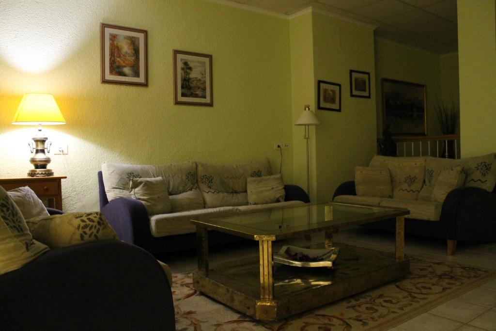 בית הארחה מונטנחוס 	Casa Ovidio מראה חיצוני תמונה