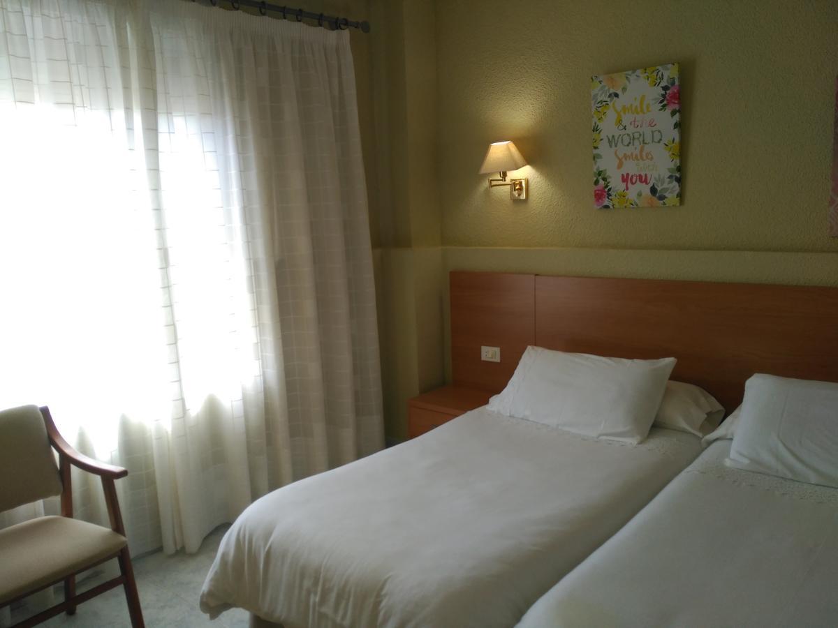 בית הארחה מונטנחוס 	Casa Ovidio מראה חיצוני תמונה